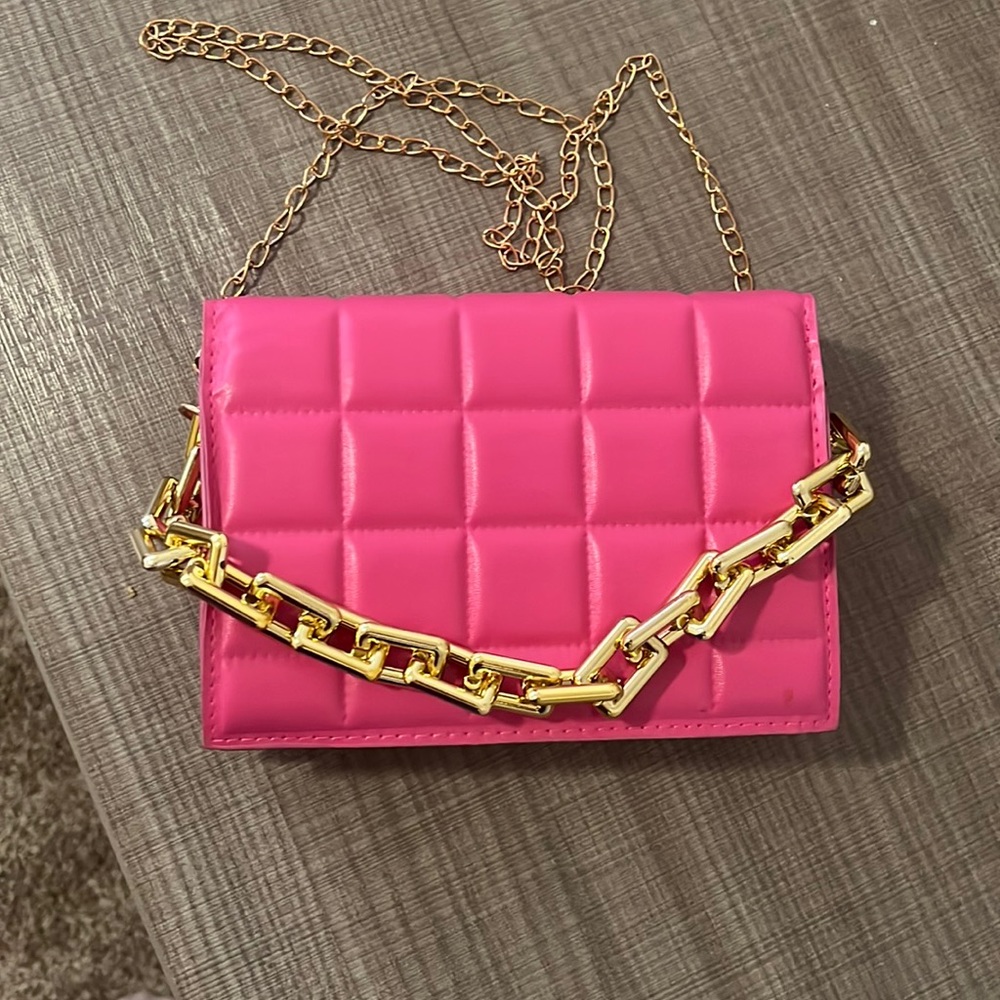 Never used. Bought from boutique. No brand